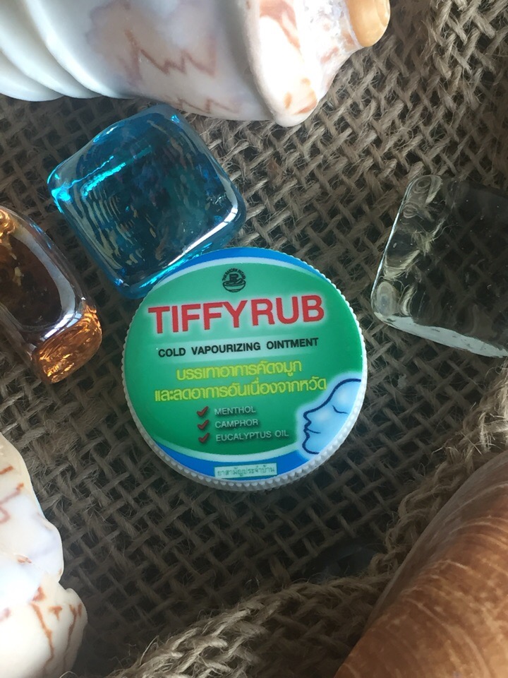 Натуральная мазь от простуды с ментолом TIFFYRUB Cold Vapourizing Ointment 6 гр. Таиланд maz-ot-prostudy-tiffy-rub-6-gr